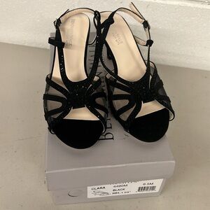New nib Benjamin walk touch ups sz6.5 black rhinestone open toed strappy heels
